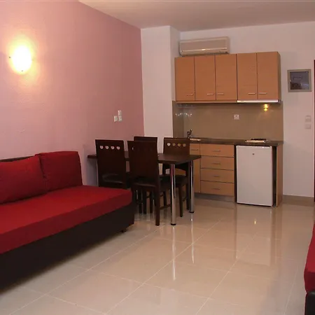 Agela & Apartahotel 3*