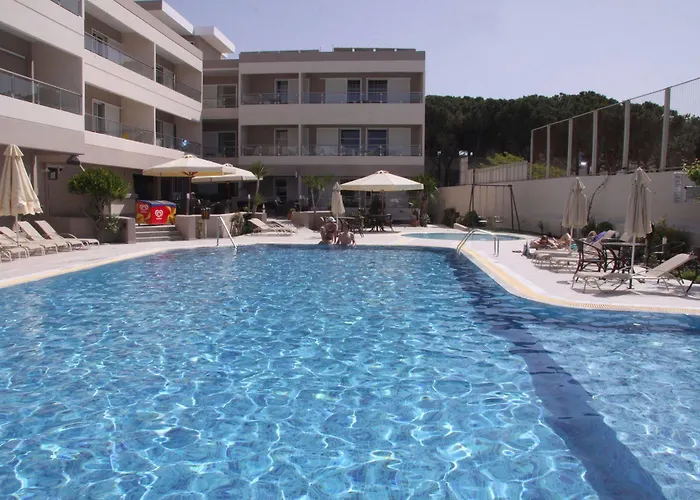 Apartahotel Agela & 3*