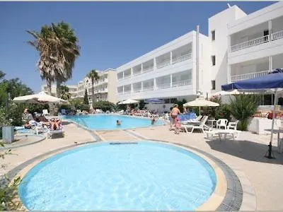 Apartahotel Agela &
