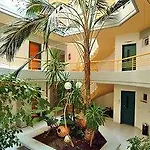 Agela & Appart hôtel 3*