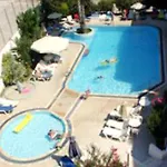 Appart hôtel Agela &