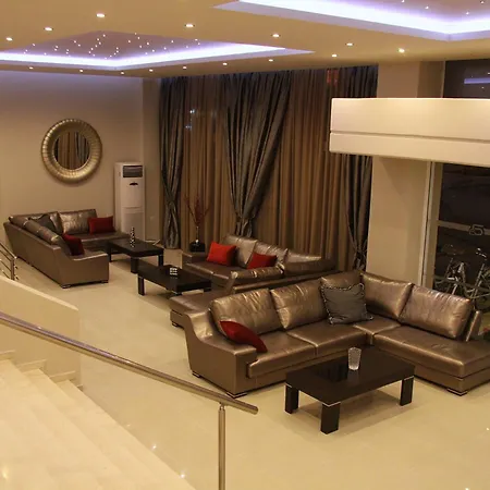 Aparthotel Agela &